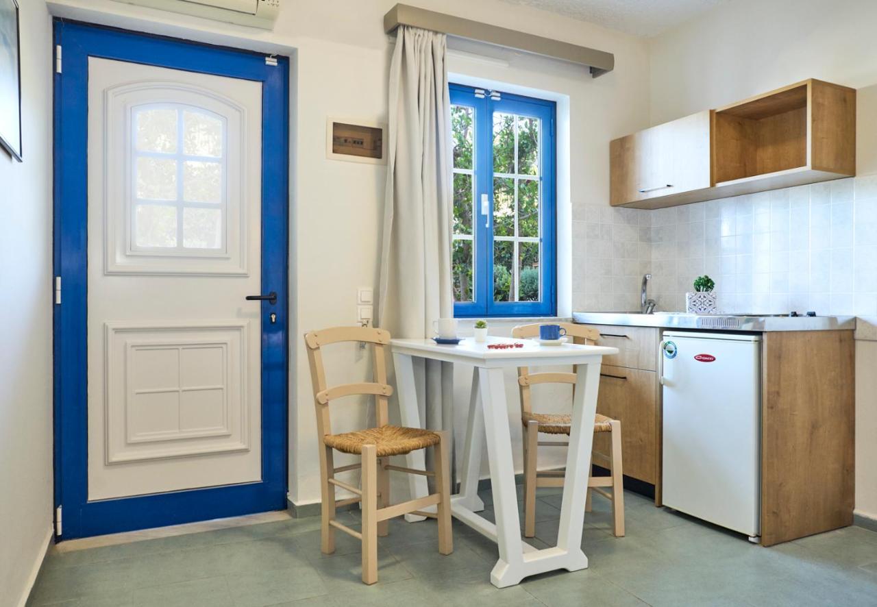 Maistrali Sea View Apartments Сталида Экстерьер фото